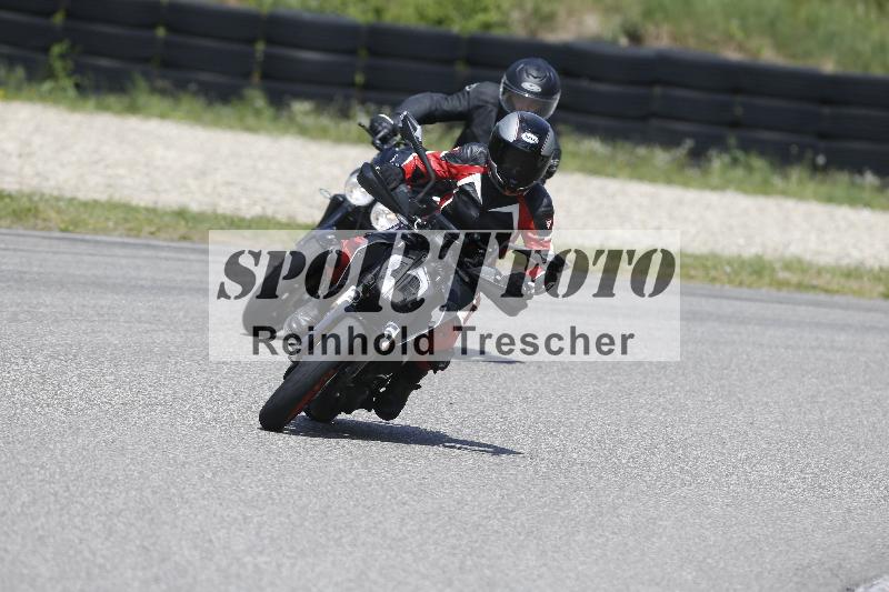 Archiv-2025/09 22.04.2025 Cornu Master School ADR/gruen-vert/36